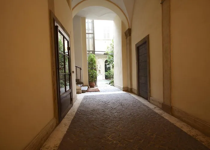 Apartament Navona Large 1br House *