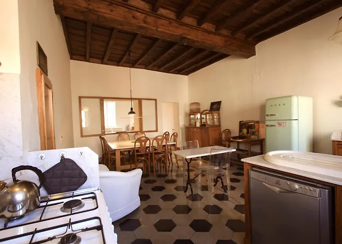 Navona Large 1br House * Rzym