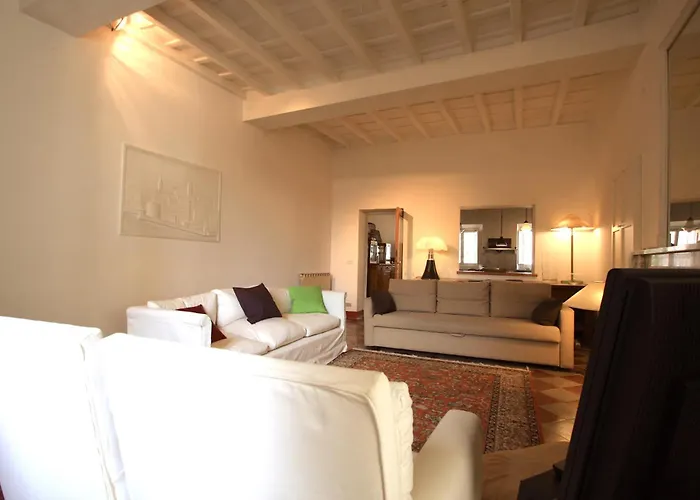 Navona Large 1br House Apartament Rzym