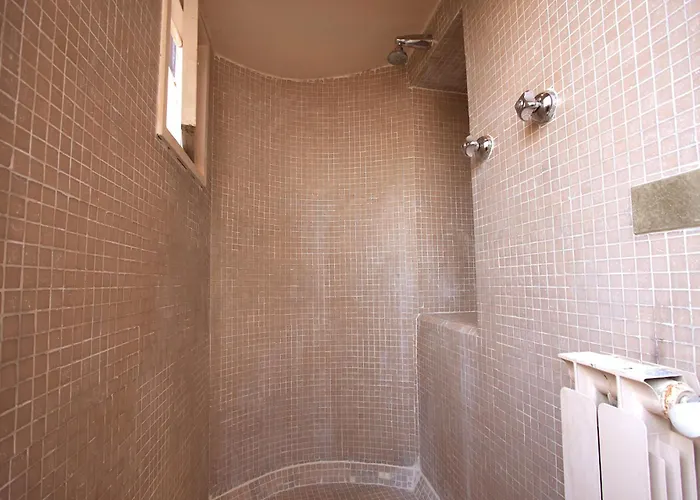 Apartament Navona Large 1br House